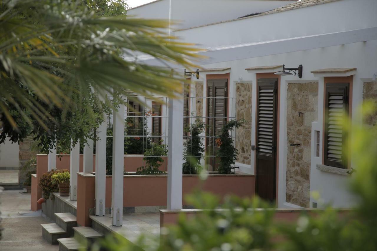 Antico Casale Sul Mare Villa Кустоначи Екстериор снимка